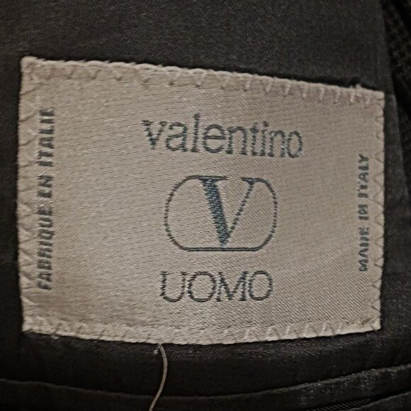 Valentino Uomo Men 2 Peice Gray Suit     42R - Picture 8 of 16
